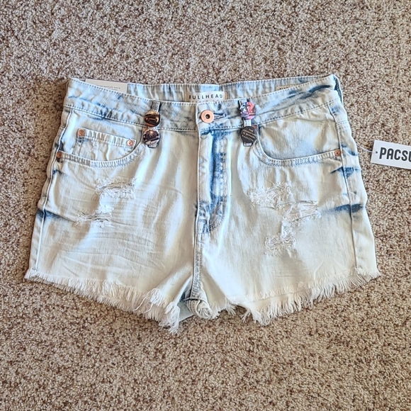 PacSun Bullhead shorts, high rise distressed NWT - Picture 2 of 14